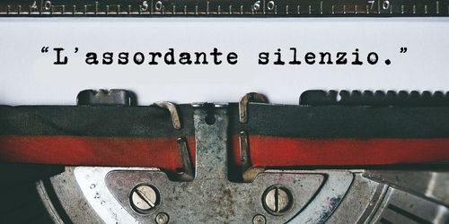 Copertina dell’editoriale «L’assordante silenzio»