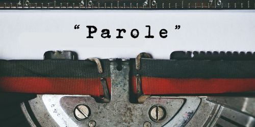 Copertina dell’editoriale «Parole»